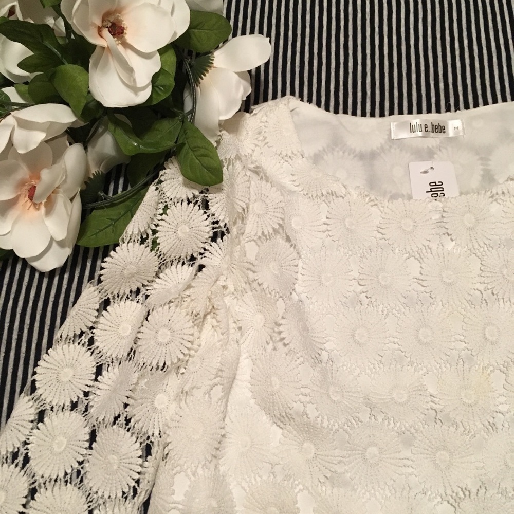 NWT Flower Lace Top